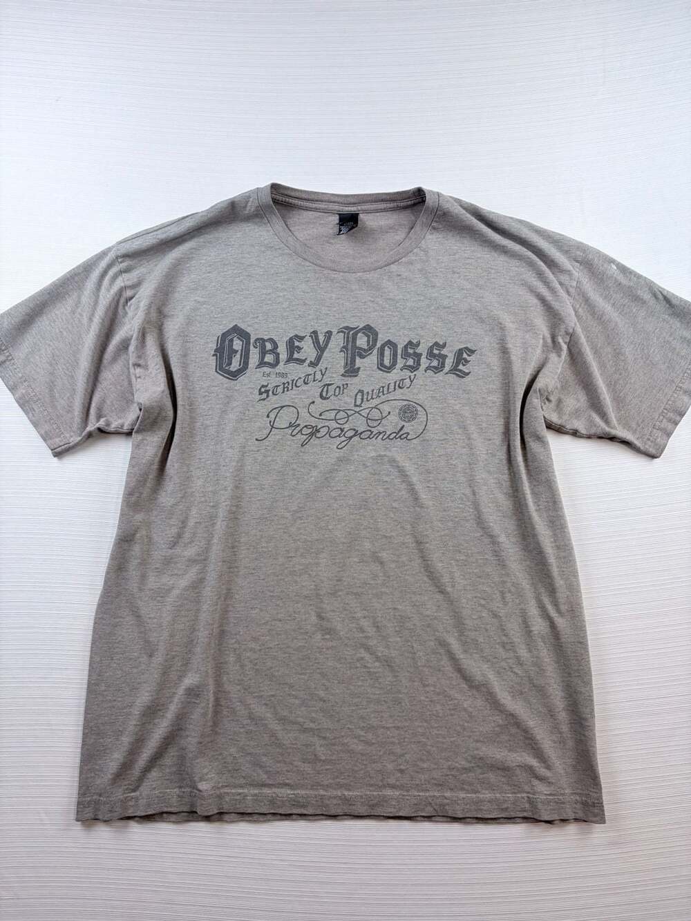 Obey Posse Graphic T-Shirt Size XL Grey Propaganda Top